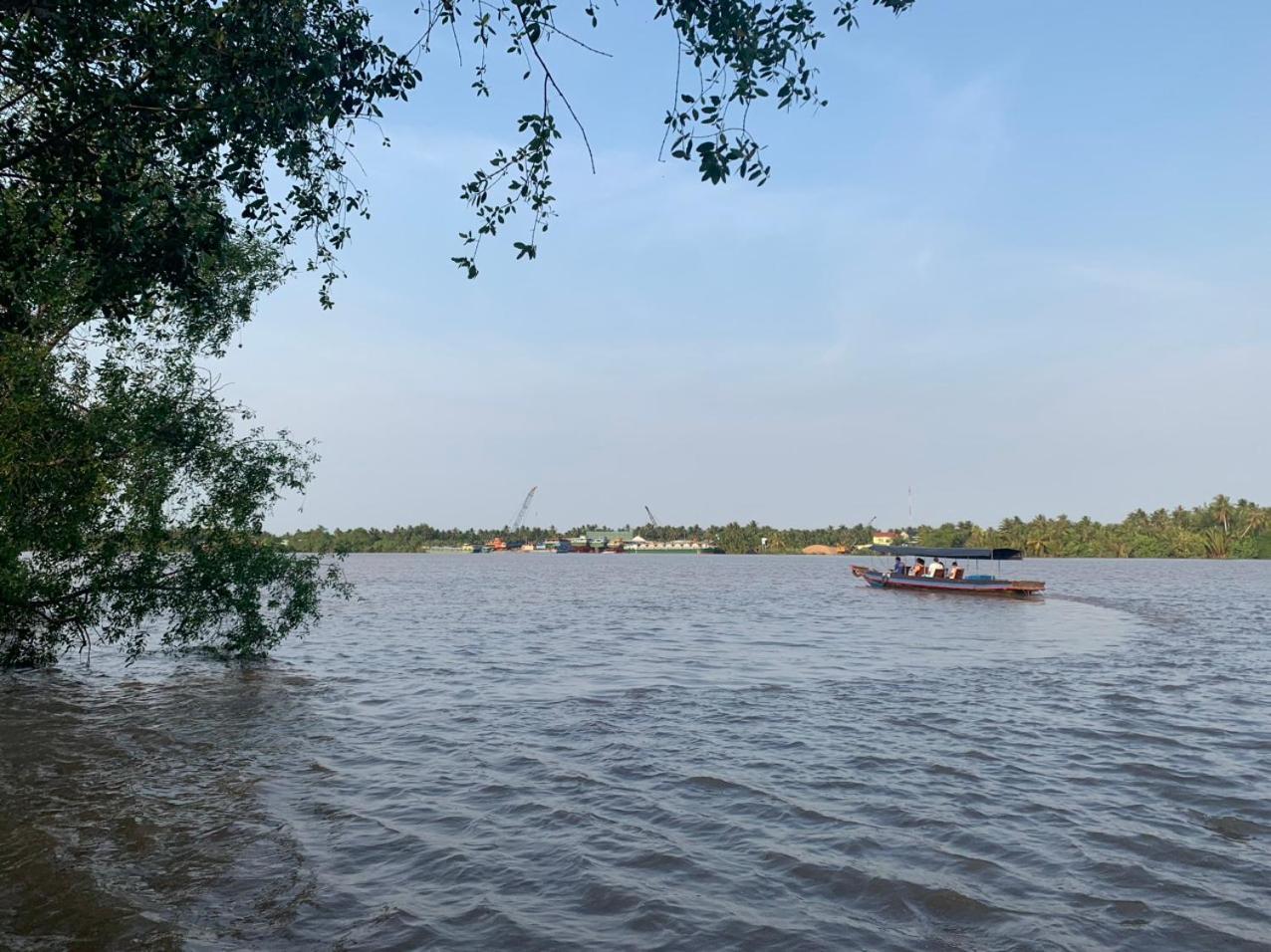 Nam Binh Homestay Ben Tre Extérieur photo
