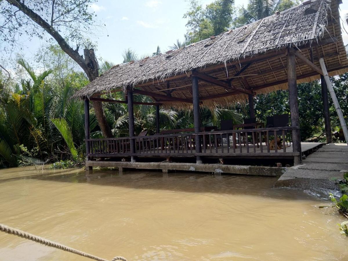 Nam Binh Homestay Ben Tre Extérieur photo